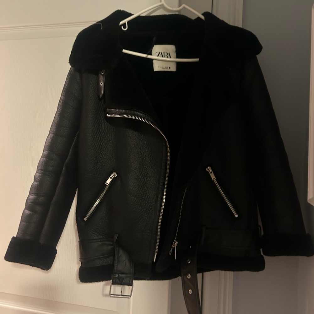 Zara Black Faux Fur Faux Leather Lined Jacket SIZE SMALL - Picture 3 of 3